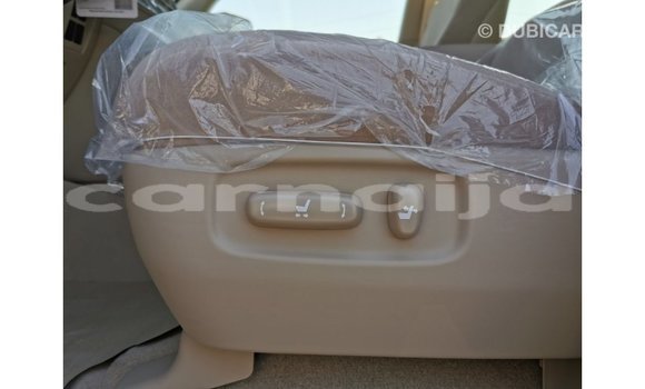 Acheter Import Voiture Toyota Land Cruiser Blanc à Import - Dubai, État d'Abia Acheter Import Voiture Toyota Land Cruiser Blanc à Import - Dubai, État d'Abia
