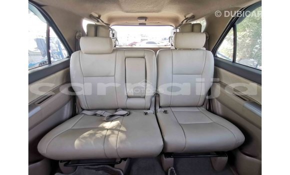 Acheter Import Voiture Toyota Fortuner Blanc à Import - Dubai, État d'Abia Acheter Import Voiture Toyota Fortuner Blanc à Import - Dubai, État d'Abia