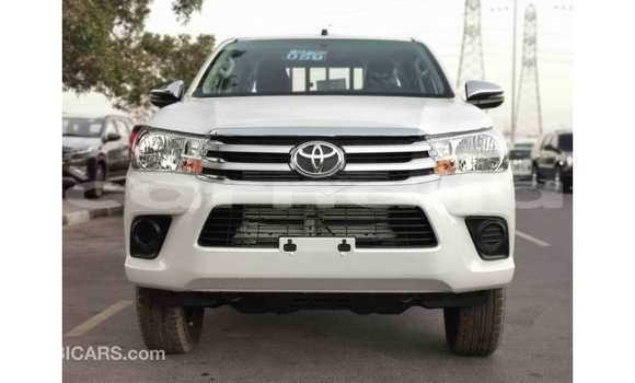 Buy Import Toyota Hilux White Car in Import - Dubai in Abia State Buy Import Toyota Hilux White Car in Import - Dubai in Abia State