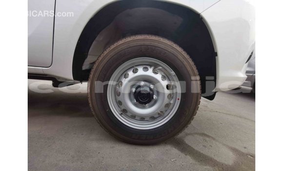 Buy Import Toyota Hilux White Car in Import - Dubai in Abia State Buy Import Toyota Hilux White Car in Import - Dubai in Abia State