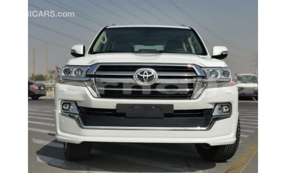 Acheter Import Voiture Toyota Land Cruiser Blanc à Import - Dubai, État d'Abia Acheter Import Voiture Toyota Land Cruiser Blanc à Import - Dubai, État d'Abia