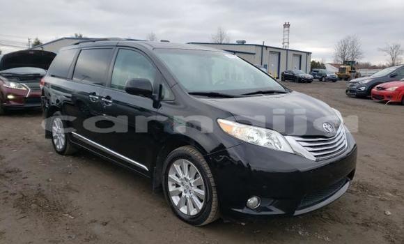 Buy New Toyota Sienna Black Car in Gwiwa in Jigawa