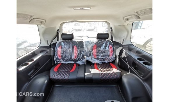 Buy Import Toyota Land Cruiser White Car in Import - Dubai in Abia State Buy Import Toyota Land Cruiser White Car in Import - Dubai in Abia State