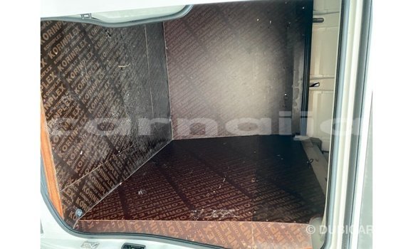 Buy Import Renault 6 White Car in Import - Dubai in Abia State Buy Import Renault 6 White Car in Import - Dubai in Abia State