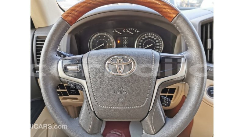 Big with watermark toyota land cruiser abia state import dubai 14403