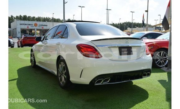 Buy Import Mercedes-Benz 190 White Car in Import - Dubai in Abia State Buy Import Mercedes-Benz 190 White Car in Import - Dubai in Abia State
