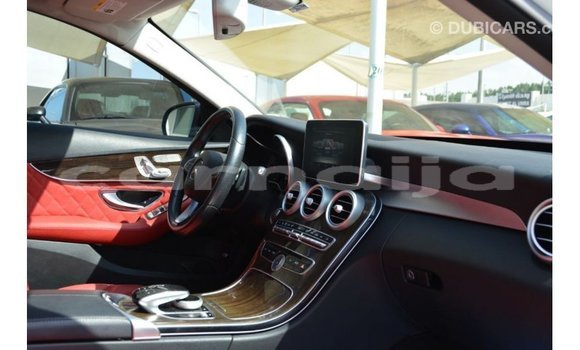 Buy Import Mercedes-Benz 190 White Car in Import - Dubai in Abia State Buy Import Mercedes-Benz 190 White Car in Import - Dubai in Abia State