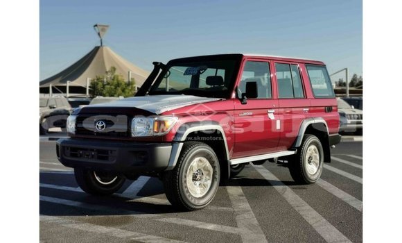 Acheter Import Voiture Toyota Land Cruiser Rouge à Import - Dubai, État d'Abia Acheter Import Voiture Toyota Land Cruiser Rouge à Import - Dubai, État d'Abia