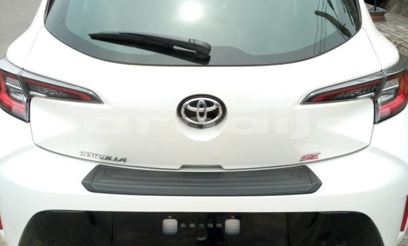 Acheter Import Voiture Toyota Corolla Blanc à Ipokia, État d'Ogun