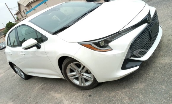 Buy Import Toyota Corolla White Car in Ipokia in Ogun State Buy Import Toyota Corolla White Car in Ipokia in Ogun State