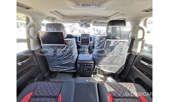 Buy Import Toyota Land Cruiser White Car in Import - Dubai in Abia State Buy Import Toyota Land Cruiser White Car in Import - Dubai in Abia State