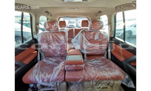 Acheter Import Voiture Toyota Land Cruiser Noir à Import - Dubai, État d'Abia Acheter Import Voiture Toyota Land Cruiser Noir à Import - Dubai, État d'Abia