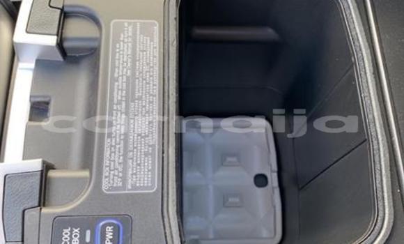 Acheter Import Voiture Toyota Land Cruiser Prado Blanc à Mubi, Adamawa Acheter Import Voiture Toyota Land Cruiser Prado Blanc à Mubi, Adamawa