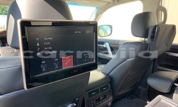 Acheter Import Voiture Toyota Land Cruiser Prado Blanc à Mubi, Adamawa Acheter Import Voiture Toyota Land Cruiser Prado Blanc à Mubi, Adamawa