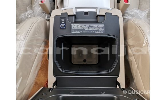 Buy Import Toyota Land Cruiser White Car in Import - Dubai in Abia State Buy Import Toyota Land Cruiser White Car in Import - Dubai in Abia State