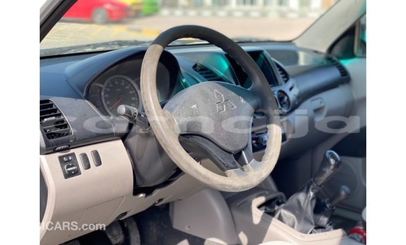 Buy Import Mitsubishi L200 White Car in Import - Dubai in Abia State Buy Import Mitsubishi L200 White Car in Import - Dubai in Abia State