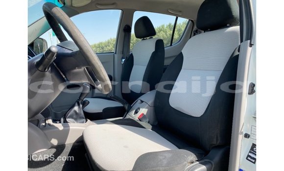 Buy Import Mitsubishi L200 White Car in Import - Dubai in Abia State Buy Import Mitsubishi L200 White Car in Import - Dubai in Abia State