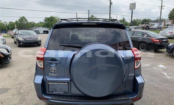 Acheter Import Voiture Toyota RAV4 Bleu à Port Harcourt, Rivers State Acheter Import Voiture Toyota RAV4 Bleu à Port Harcourt, Rivers State