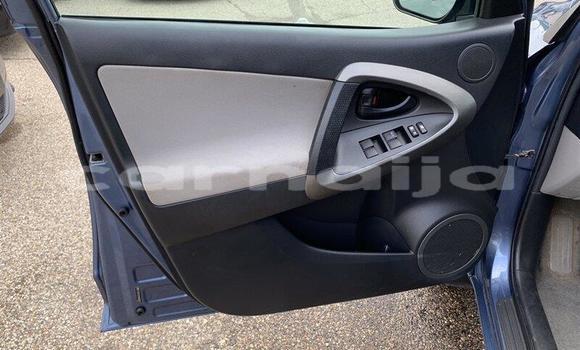 Acheter Import Voiture Toyota RAV4 Bleu à Port Harcourt, Rivers State Acheter Import Voiture Toyota RAV4 Bleu à Port Harcourt, Rivers State