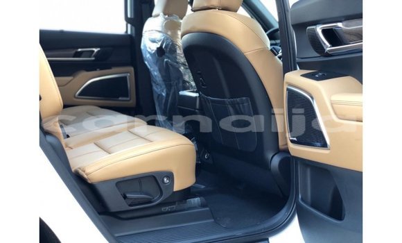 Buy Import Kia Carens White Car in Import - Dubai in Abia State Buy Import Kia Carens White Car in Import - Dubai in Abia State