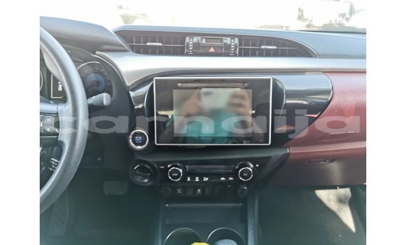 Buy Import Toyota Hilux White Car in Import - Dubai in Abia State Buy Import Toyota Hilux White Car in Import - Dubai in Abia State