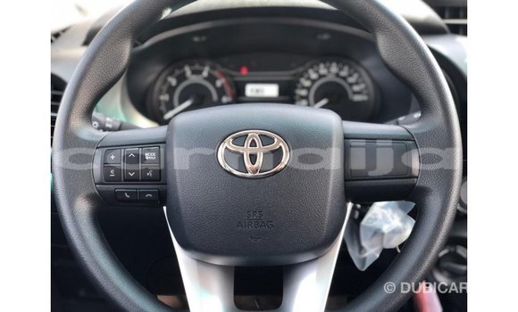 Buy Import Toyota Hilux White Car in Import - Dubai in Abia State Buy Import Toyota Hilux White Car in Import - Dubai in Abia State