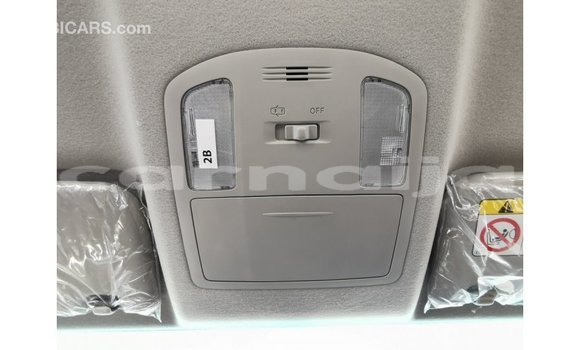 Acheter Import Voiture Toyota Hilux Blanc à Import - Dubai, État d'Abia Acheter Import Voiture Toyota Hilux Blanc à Import - Dubai, État d'Abia