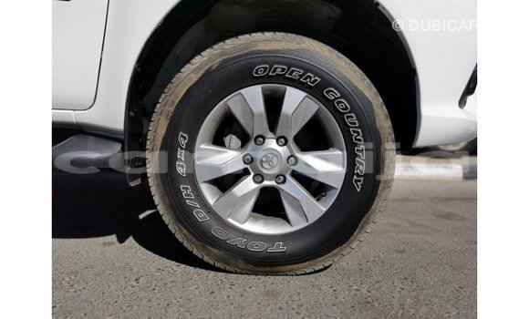 Buy Import Toyota Hilux White Car in Import - Dubai in Abia State Buy Import Toyota Hilux White Car in Import - Dubai in Abia State