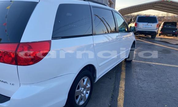 Acheter Neuf Voiture Toyota Sienna Blanc à Badagry, État de Lagos Acheter Neuf Voiture Toyota Sienna Blanc à Badagry, État de Lagos
