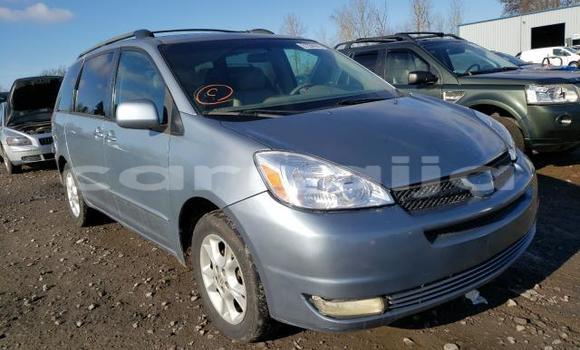 Buy New Toyota Sienna Silver Car in Badagry in Lagos State