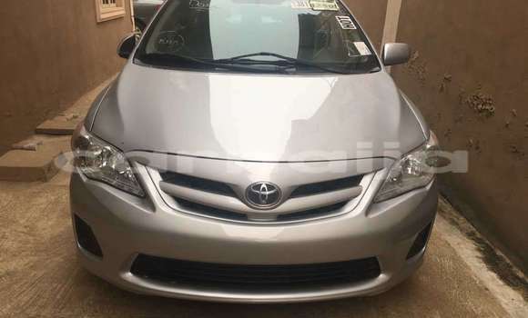 Acheter Import Voiture Toyota Corolla Blanc à Ipokia, État d'Ogun Acheter Import Voiture Toyota Corolla Blanc à Ipokia, État d'Ogun