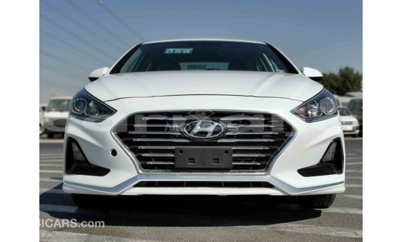 Buy Import Hyundai Sonata White Car in Import - Dubai in Abia State Buy Import Hyundai Sonata White Car in Import - Dubai in Abia State