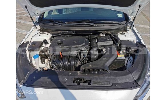 Buy Import Hyundai Sonata White Car in Import - Dubai in Abia State Buy Import Hyundai Sonata White Car in Import - Dubai in Abia State