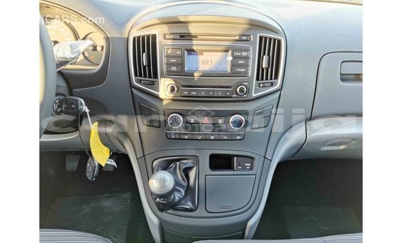 Acheter Import Voiture Hyundai Cargo Blanc à Import - Dubai, État d'Abia Acheter Import Voiture Hyundai Cargo Blanc à Import - Dubai, État d'Abia