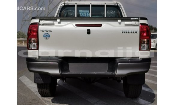 Buy Import Toyota Hilux White Car in Import - Dubai in Abia State Buy Import Toyota Hilux White Car in Import - Dubai in Abia State