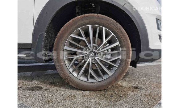 Buy Import Hyundai Tucson White Car in Import - Dubai in Abia State Buy Import Hyundai Tucson White Car in Import - Dubai in Abia State