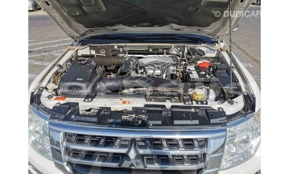 Buy Import Mitsubishi Pajero White Car in Import - Dubai in Abia State Buy Import Mitsubishi Pajero White Car in Import - Dubai in Abia State