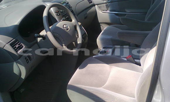 Acheter Import Voiture Toyota Sienna Autre à Ipokia, État d'Ogun Acheter Import Voiture Toyota Sienna Autre à Ipokia, État d'Ogun