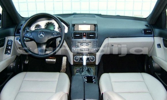 Acheter Import Voiture Mercedes-Benz C–Class Noir à Ipokia, État d'Ogun Acheter Import Voiture Mercedes-Benz C–Class Noir à Ipokia, État d'Ogun