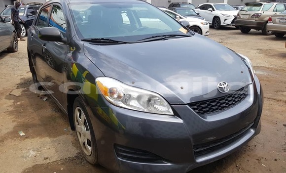 Acheter Occasion Voiture Toyota Matrix Beige à Lagos, État de Lagos Acheter Occasion Voiture Toyota Matrix Beige à Lagos, État de Lagos