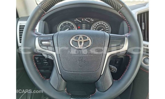 Buy Import Toyota Land Cruiser White Car in Import - Dubai in Abia State Buy Import Toyota Land Cruiser White Car in Import - Dubai in Abia State
