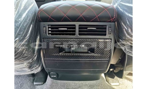 Buy Import Toyota Land Cruiser White Car in Import - Dubai in Abia State Buy Import Toyota Land Cruiser White Car in Import - Dubai in Abia State