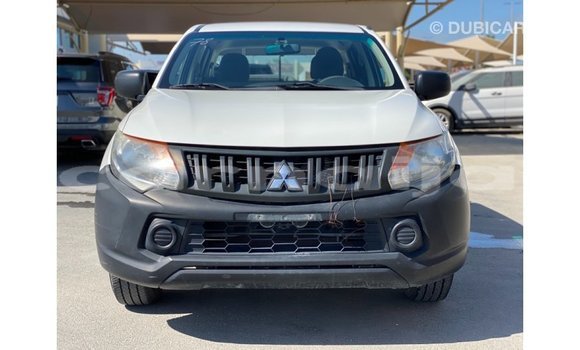 Buy Import Mitsubishi L200 White Car in Import - Dubai in Abia State Buy Import Mitsubishi L200 White Car in Import - Dubai in Abia State