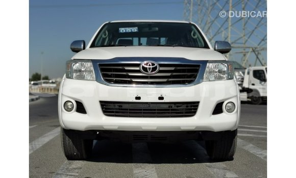 Buy Import Toyota Hilux White Car in Import - Dubai in Abia State Buy Import Toyota Hilux White Car in Import - Dubai in Abia State