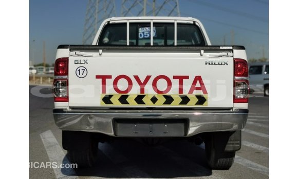 Buy Import Toyota Hilux White Car in Import - Dubai in Abia State Buy Import Toyota Hilux White Car in Import - Dubai in Abia State
