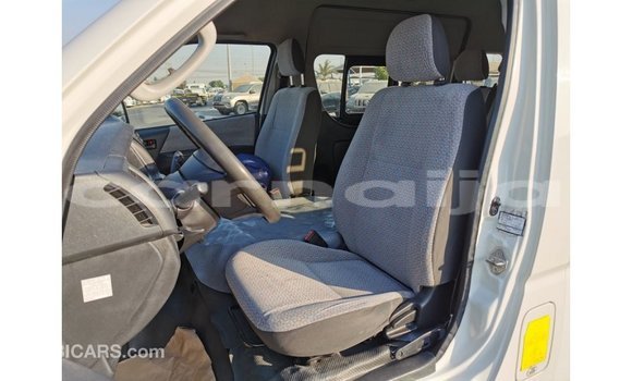Buy Import Toyota Hiace White Car in Import - Dubai in Abia State Buy Import Toyota Hiace White Car in Import - Dubai in Abia State