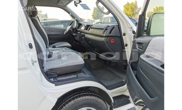 Buy Import Toyota Hiace White Car in Import - Dubai in Abia State Buy Import Toyota Hiace White Car in Import - Dubai in Abia State