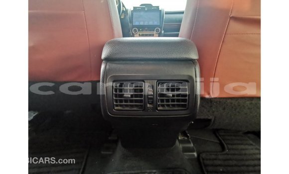 Buy Import Toyota Camry White Car in Import - Dubai in Abia State Buy Import Toyota Camry White Car in Import - Dubai in Abia State