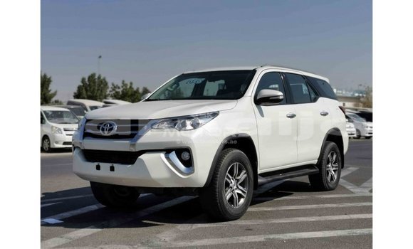 Buy Import Toyota Fortuner White Car in Import - Dubai in Abia State Buy Import Toyota Fortuner White Car in Import - Dubai in Abia State