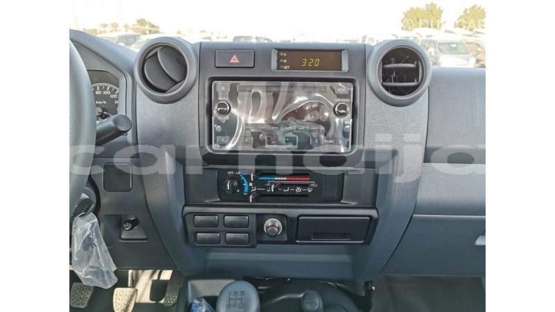 Big with watermark toyota land cruiser abia state import dubai 14801